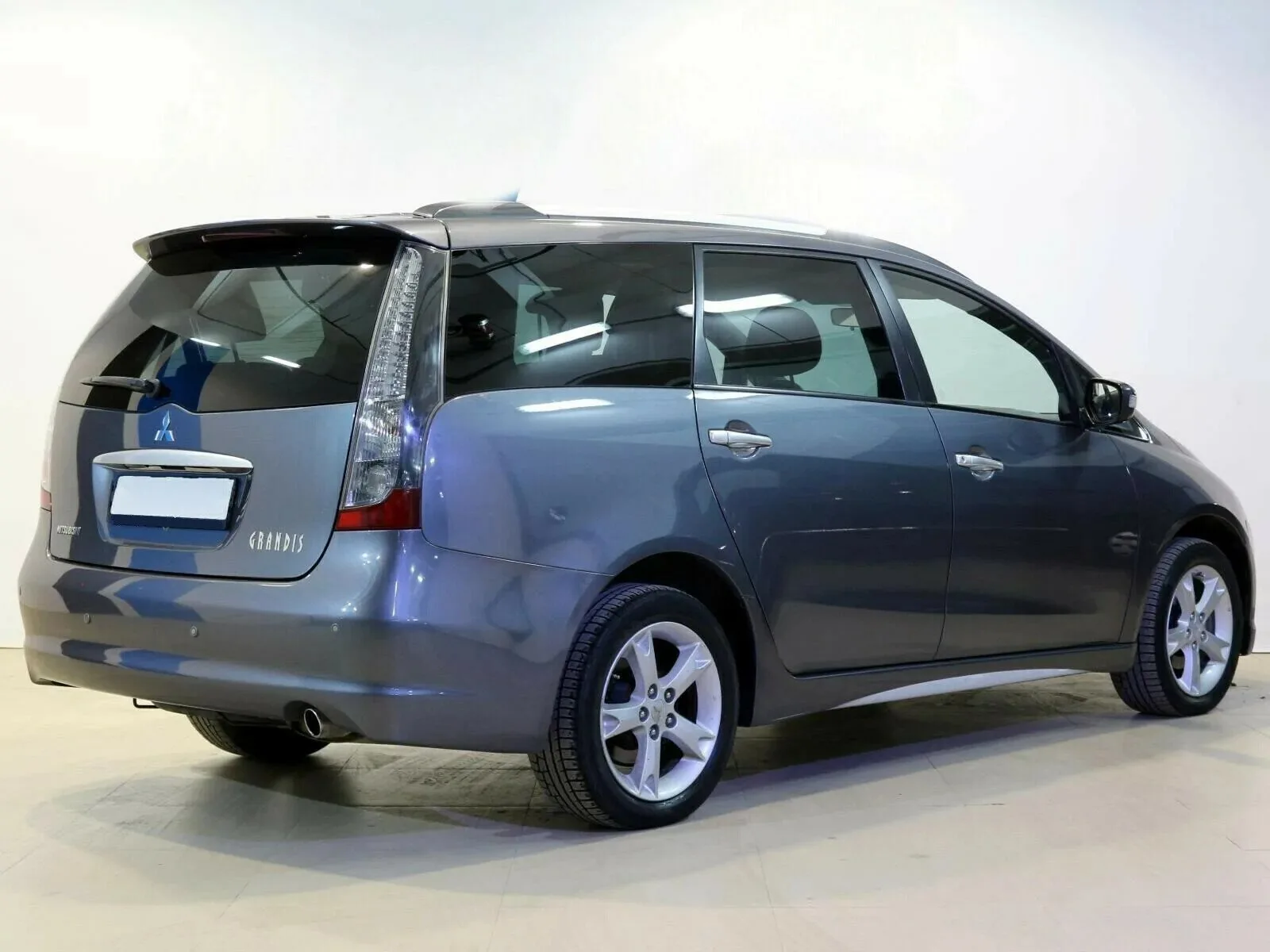 Mitsubishi Grandis
