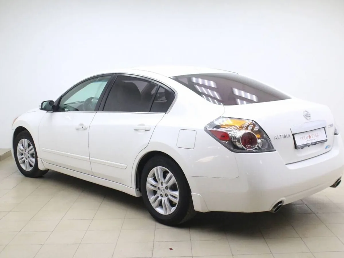Nissan Altima
