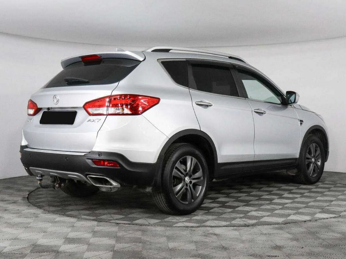 Dongfeng AX7