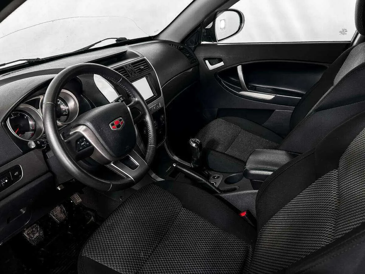 Geely Emgrand X7