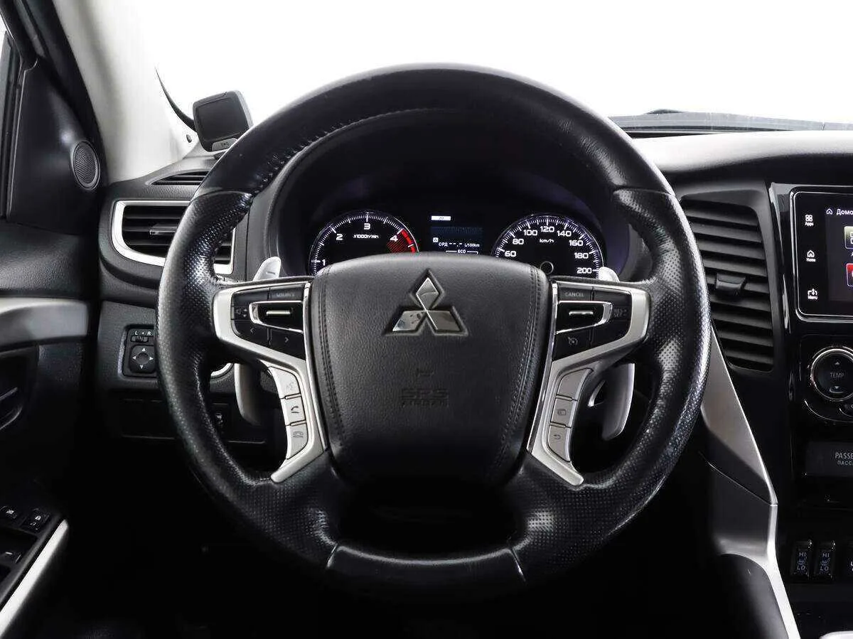 Mitsubishi Pajero Sport