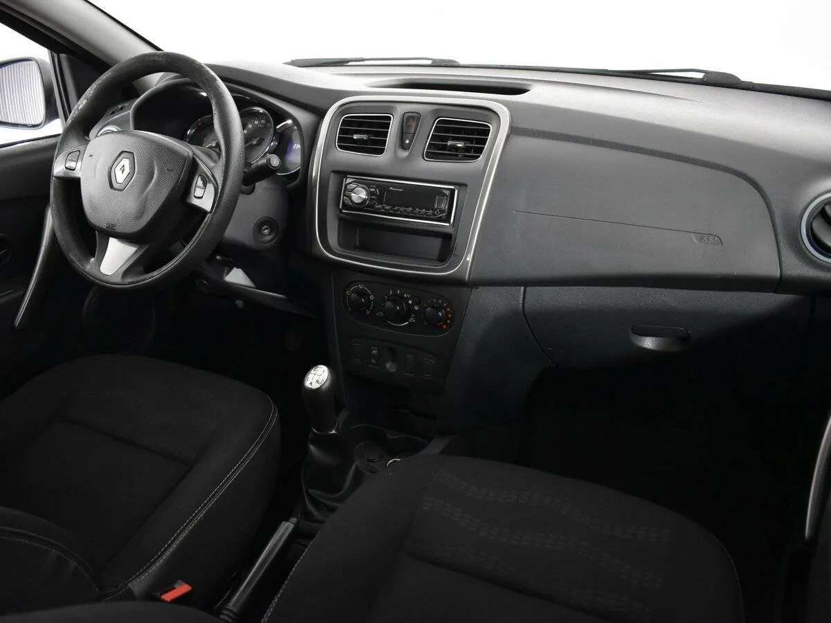 Renault Logan