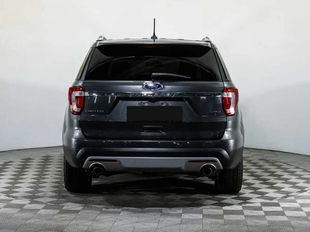 Ford Explorer
