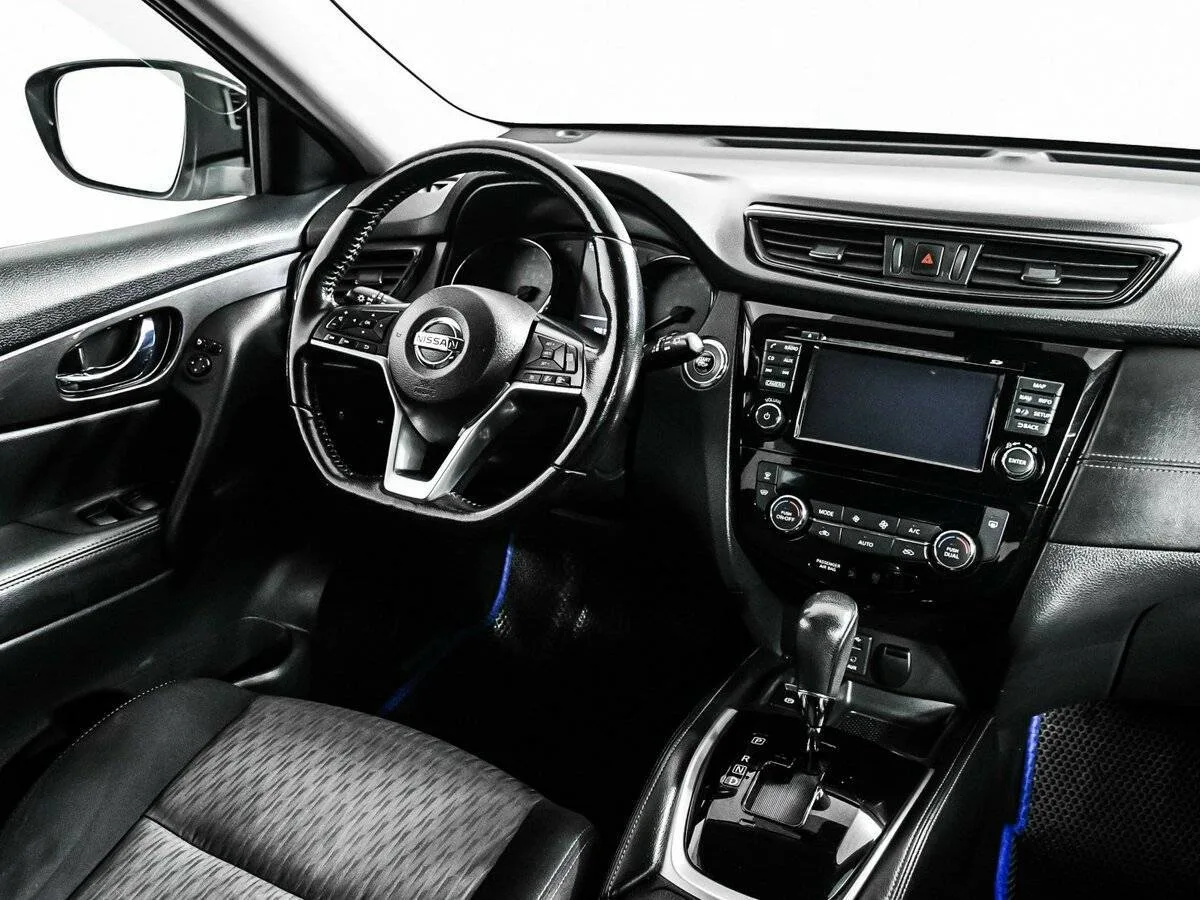 Nissan X Trail