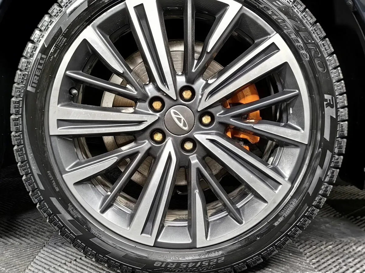Chery Arrizo 8