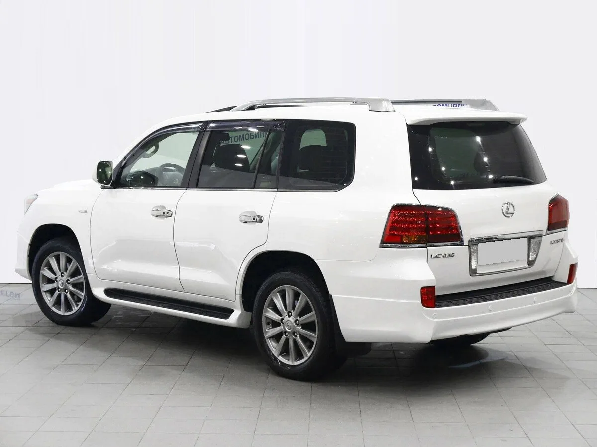 Lexus LX