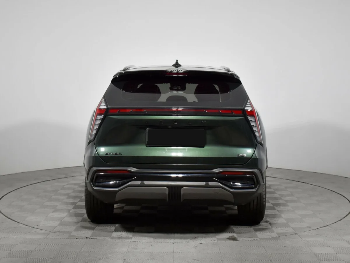 Geely Atlas