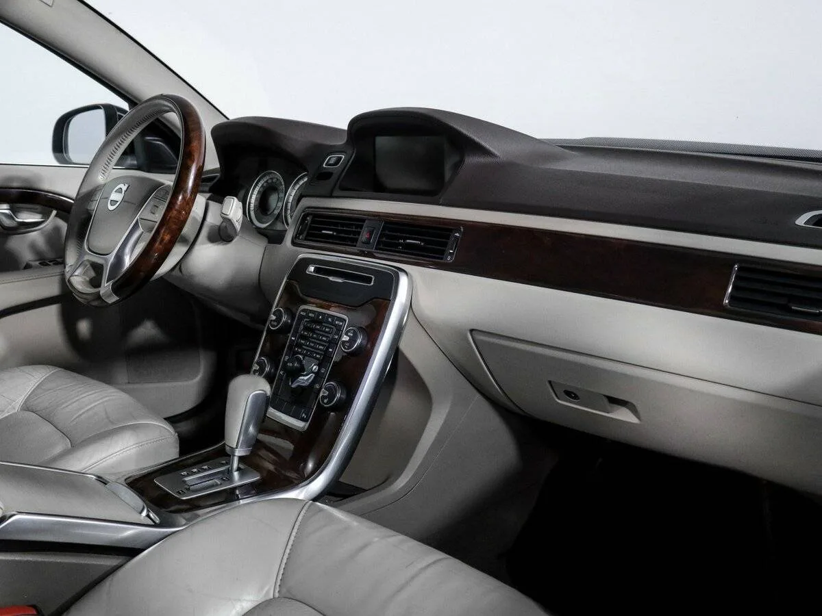 Volvo S80