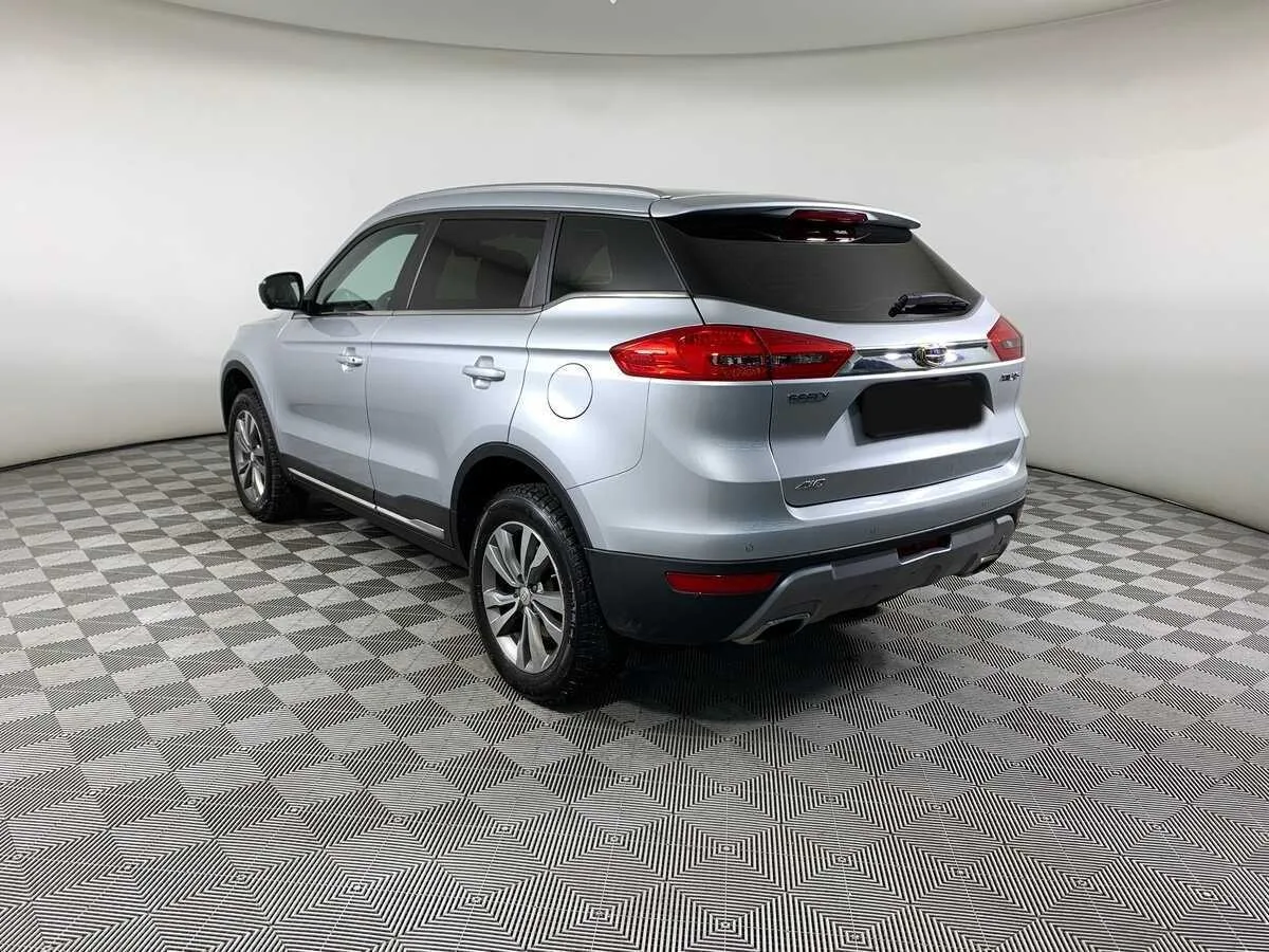 Geely Atlas