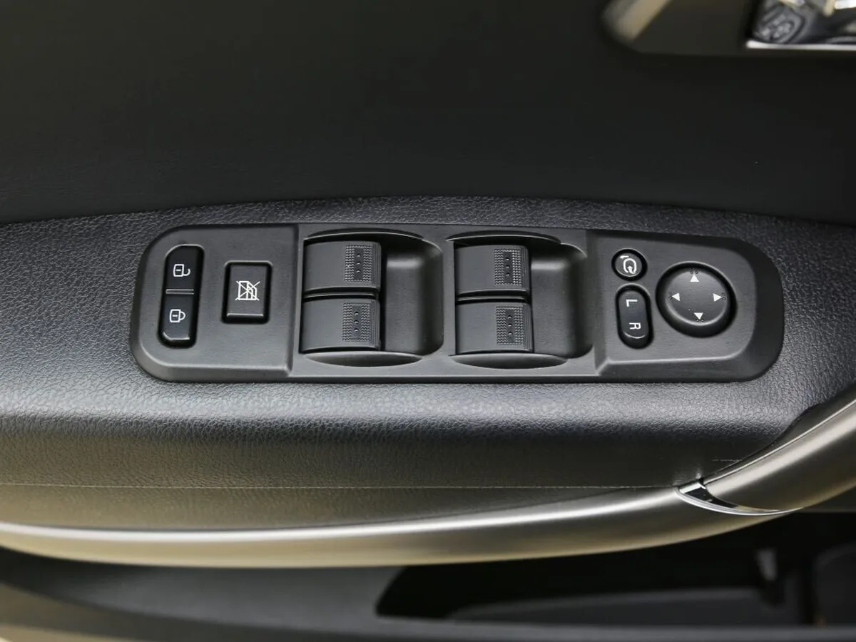 FAW Besturn X80