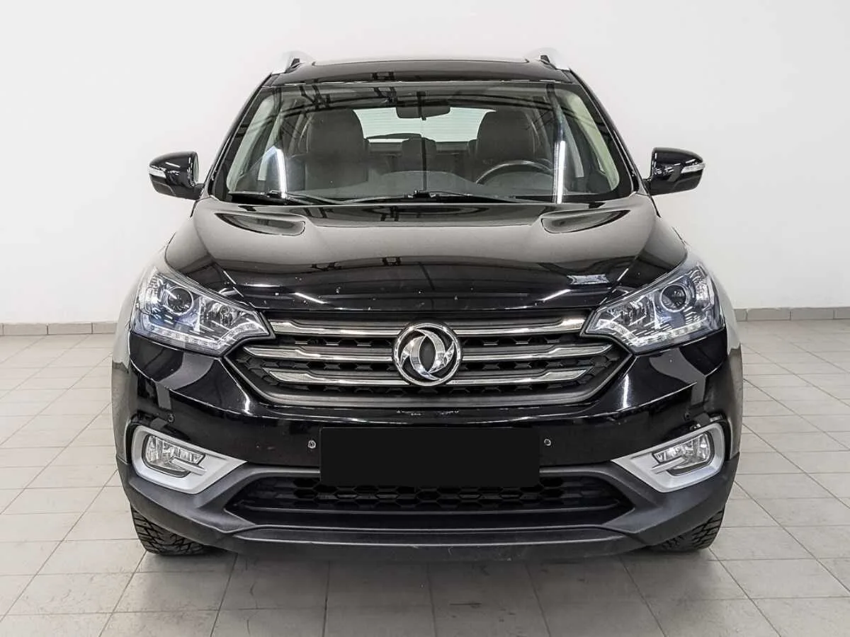 Dongfeng AX7