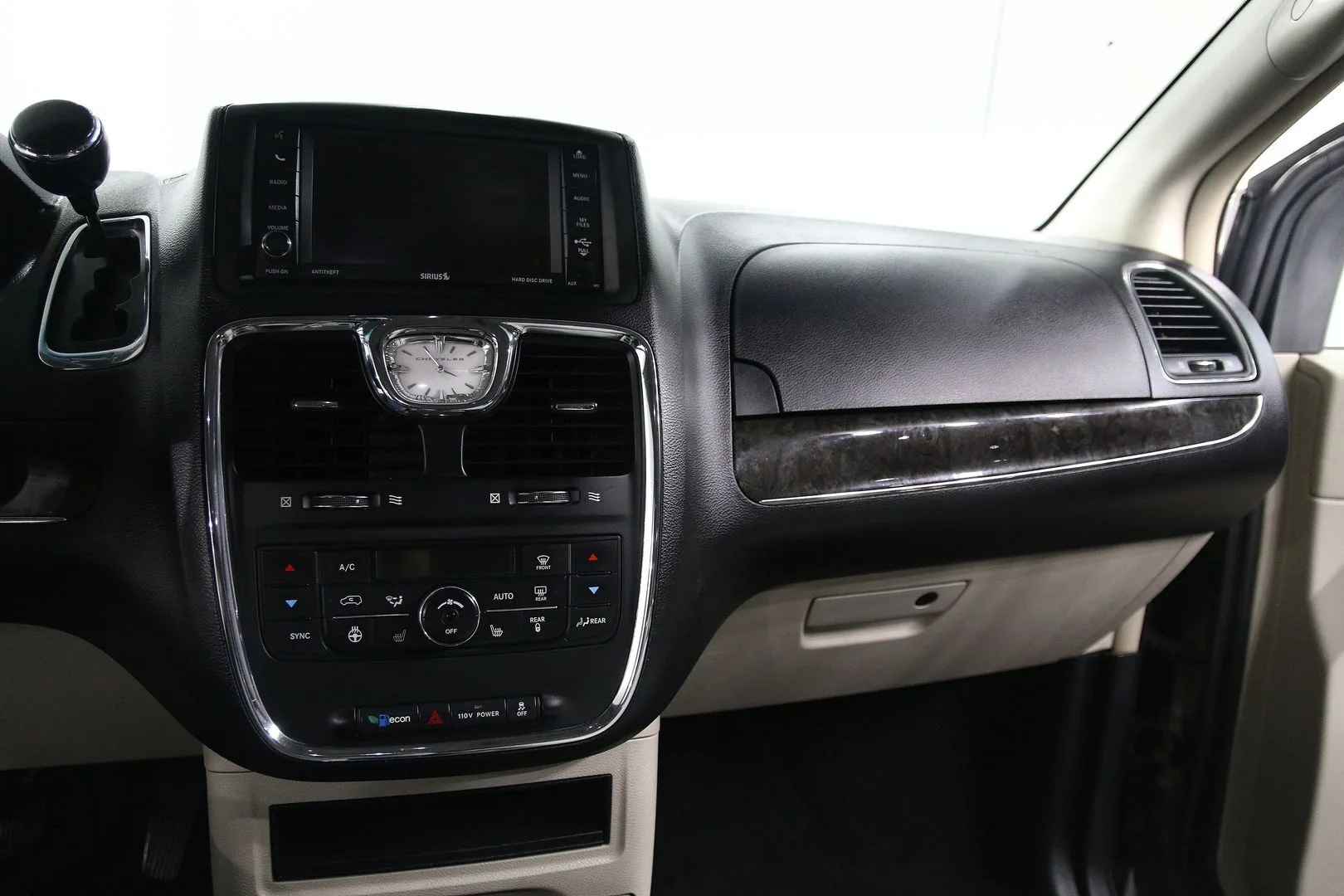 Chrysler Town &amp; Country