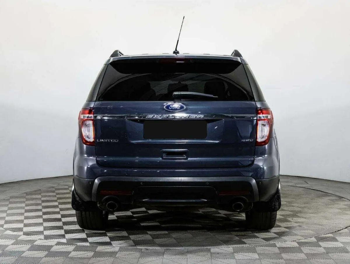 Ford Explorer