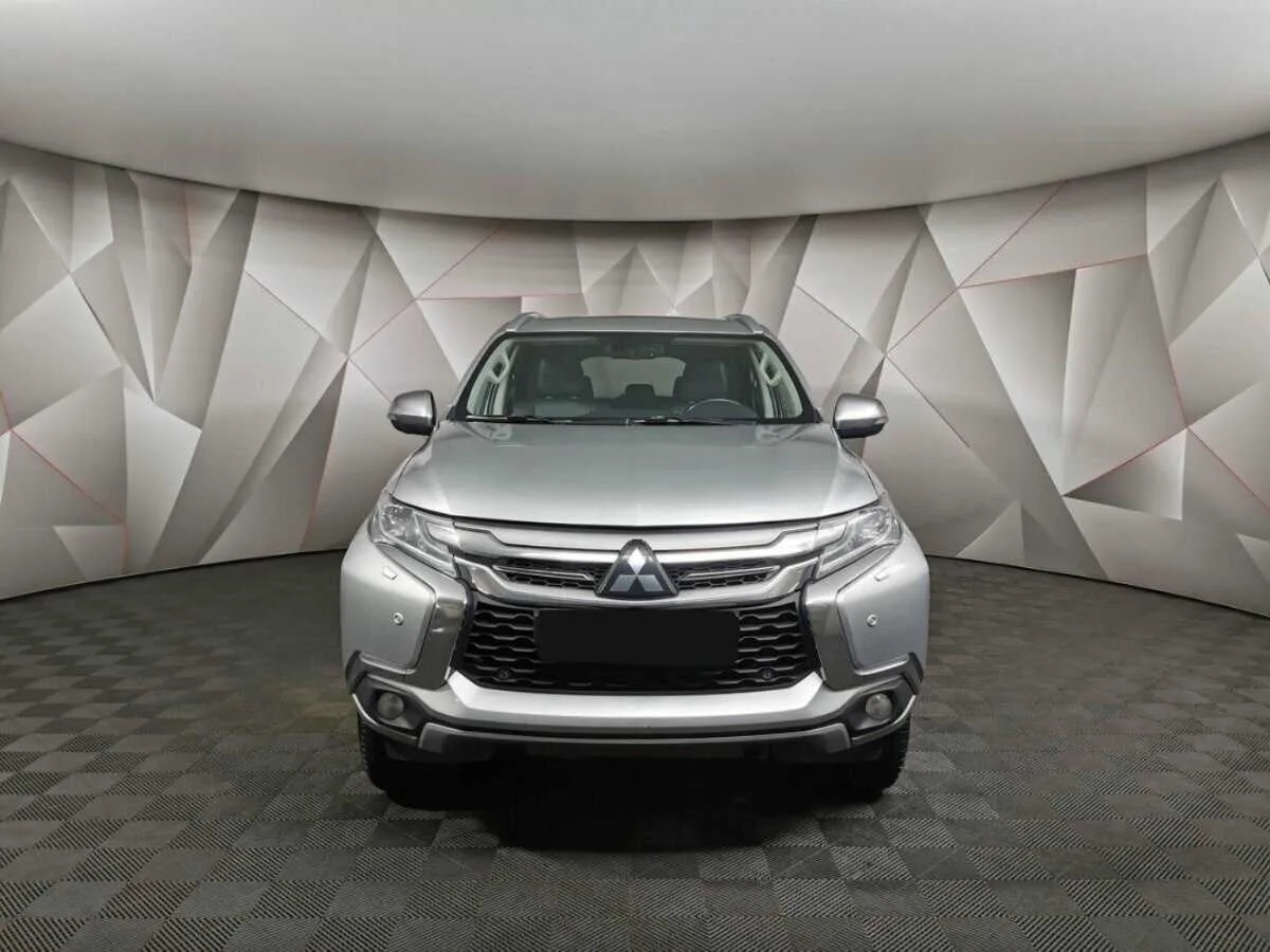 Mitsubishi Pajero Sport