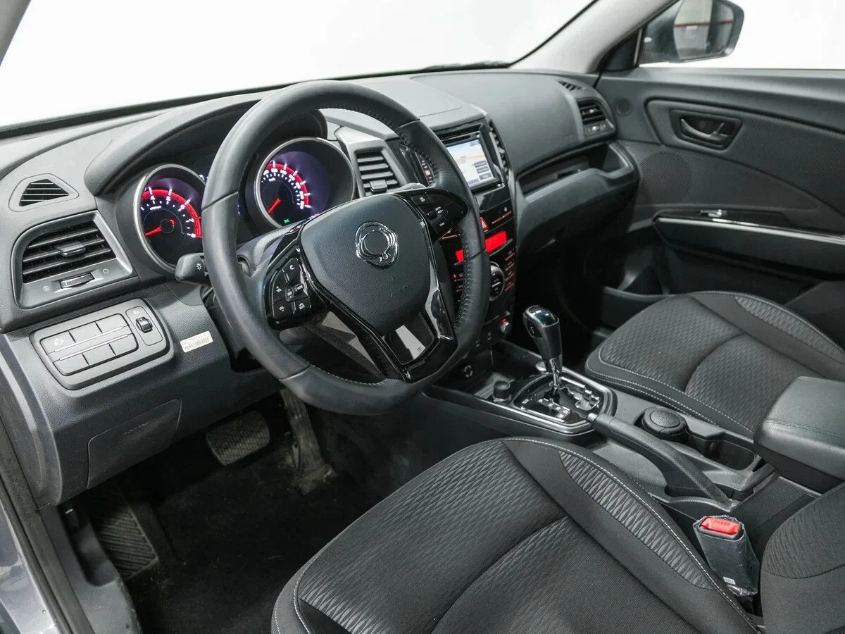 SsangYong XLV