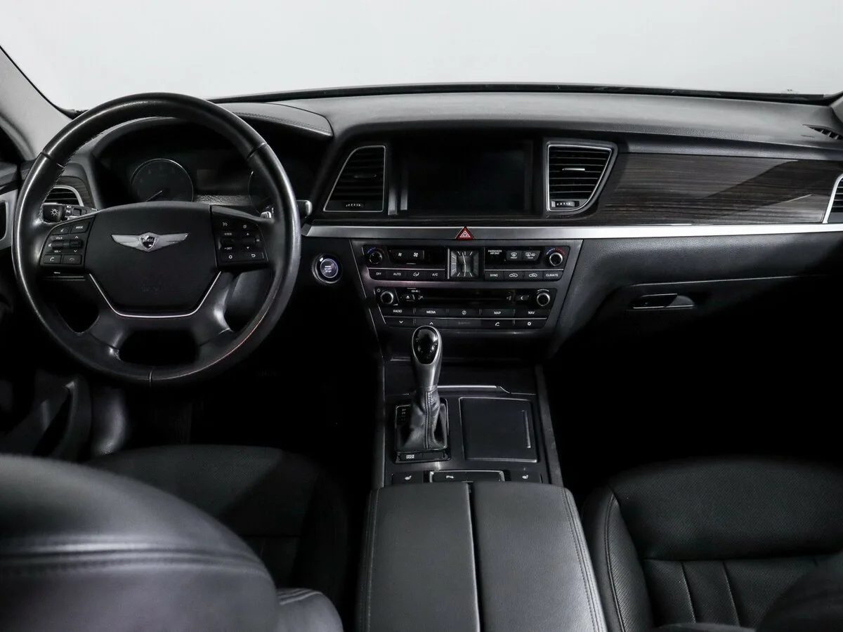 Hyundai Genesis