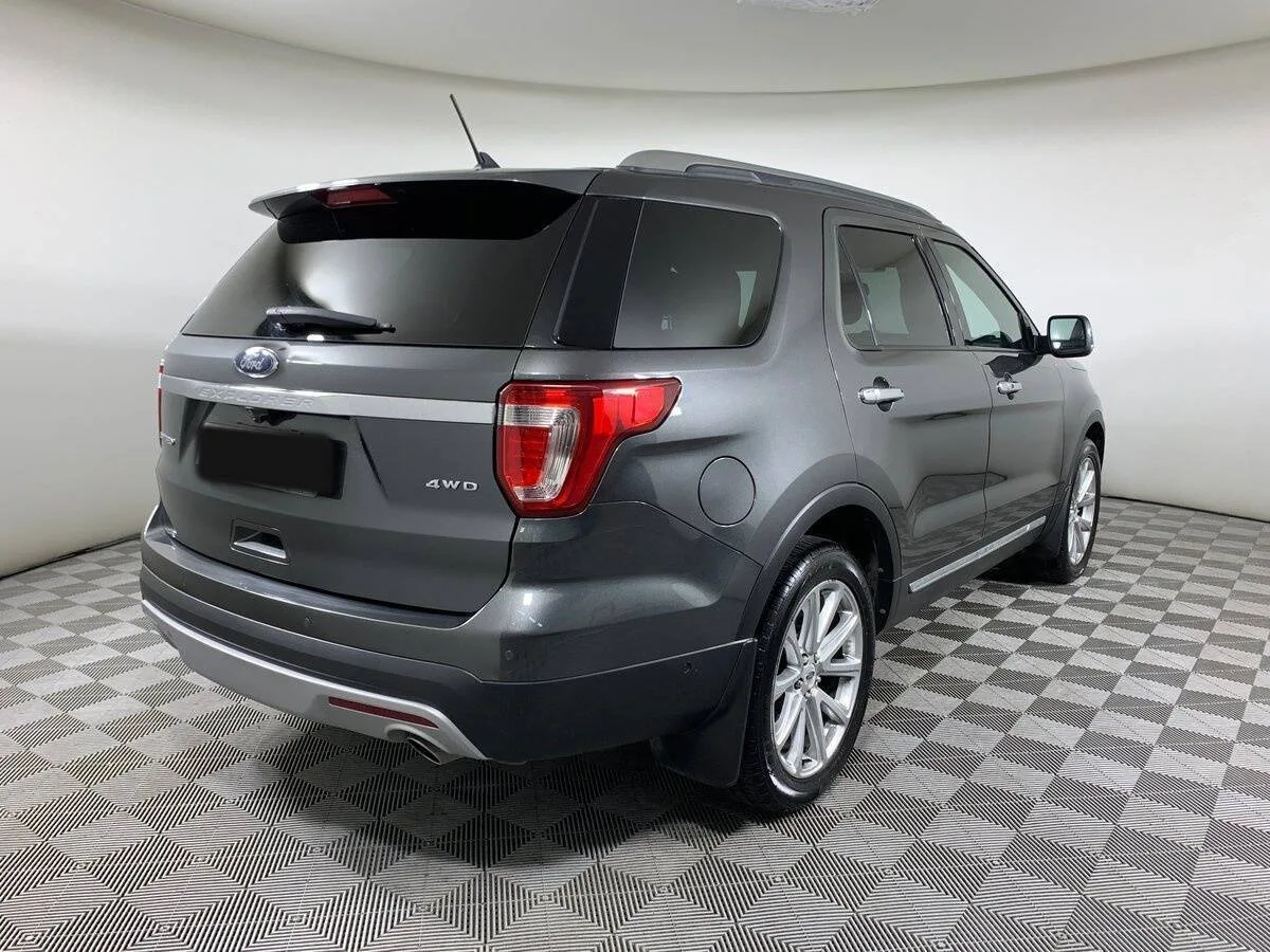 Ford Explorer