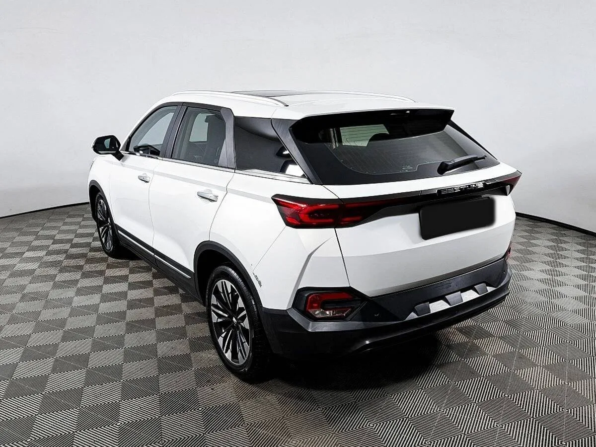 FAW Bestune T77