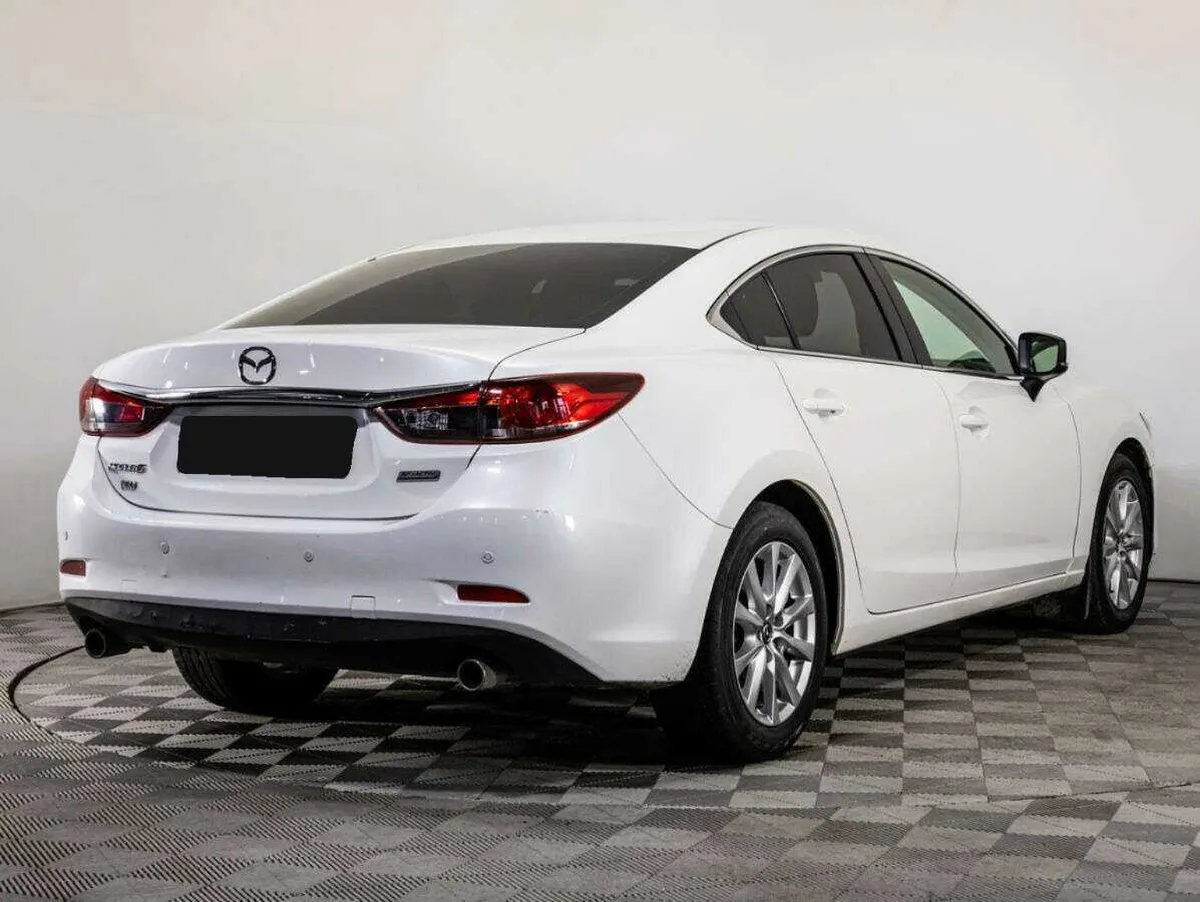 Mazda 6