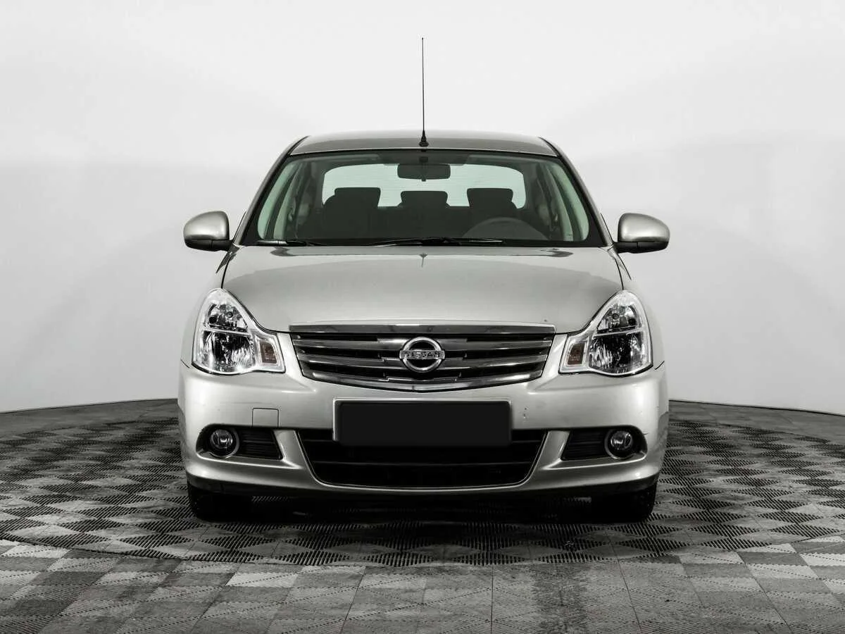Nissan Almera
