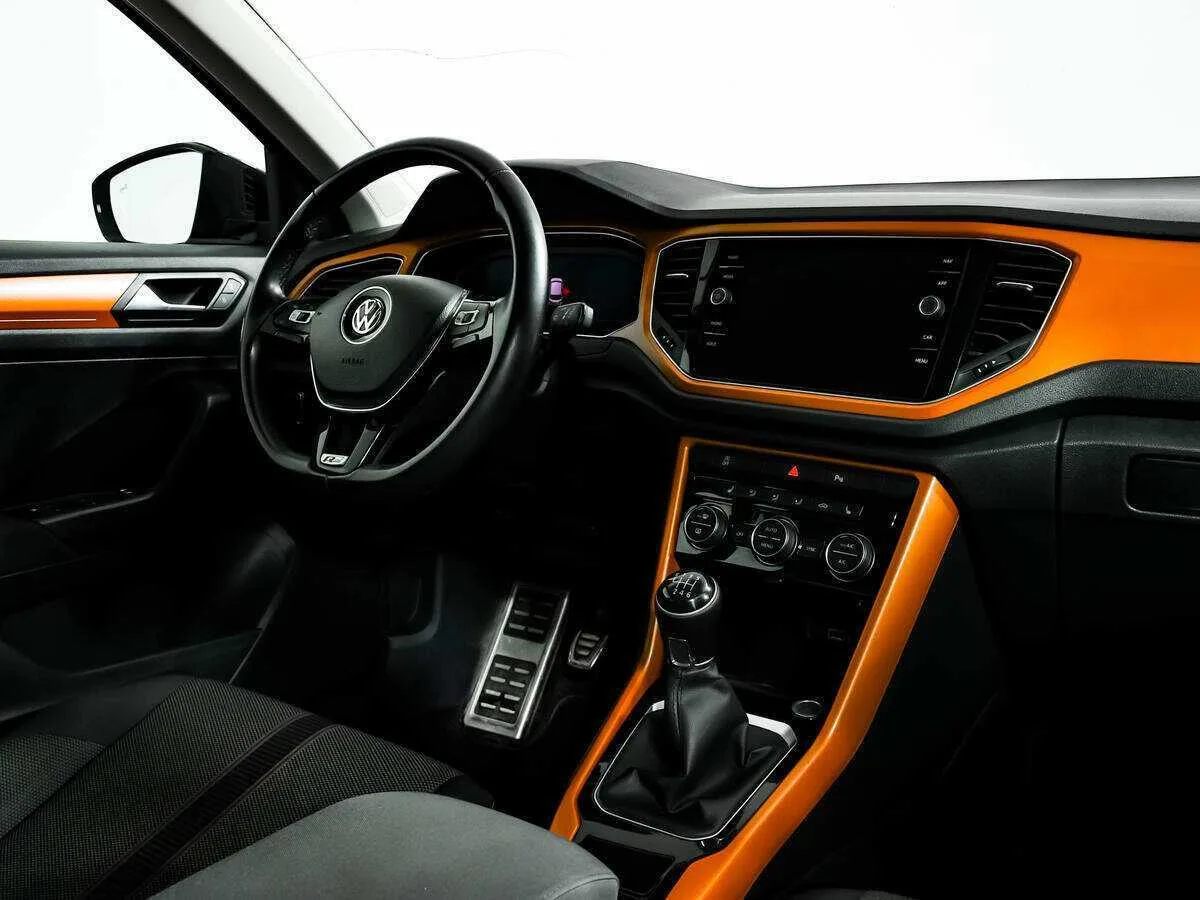 Volkswagen T Roc