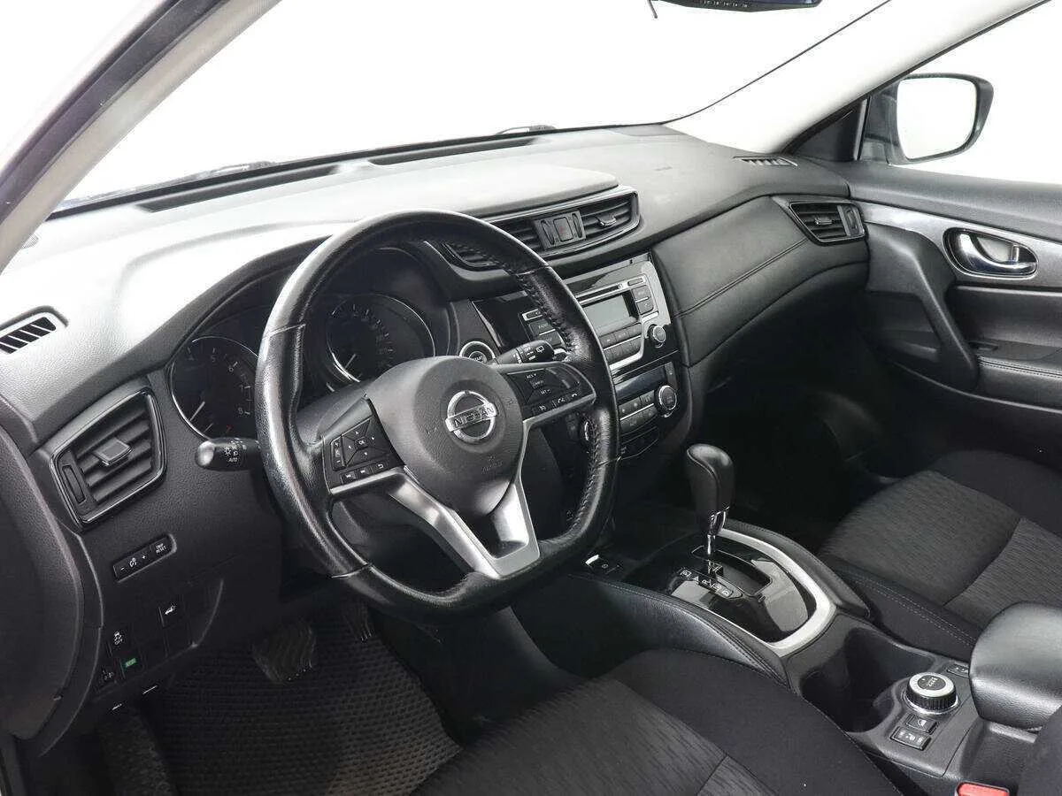 Nissan X Trail