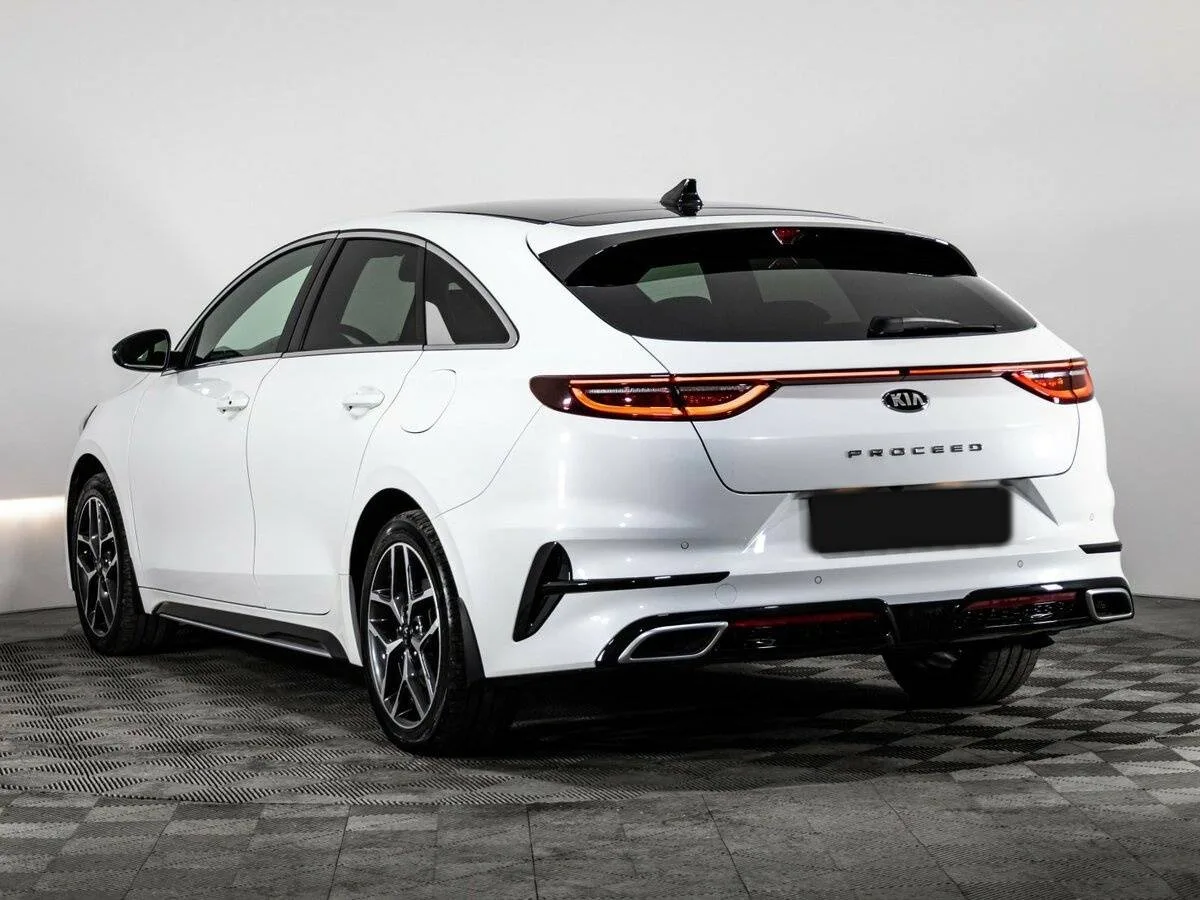Kia Proceed