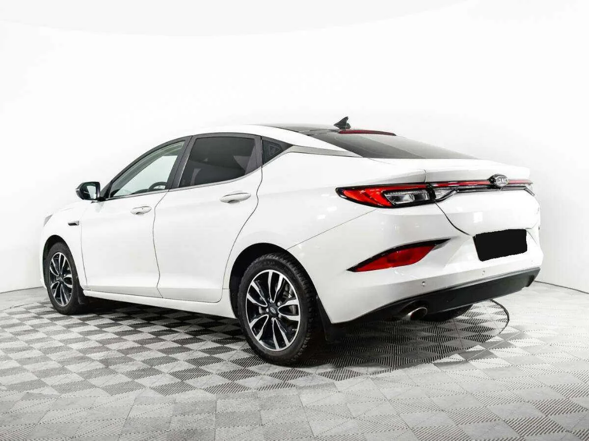 JAC J7