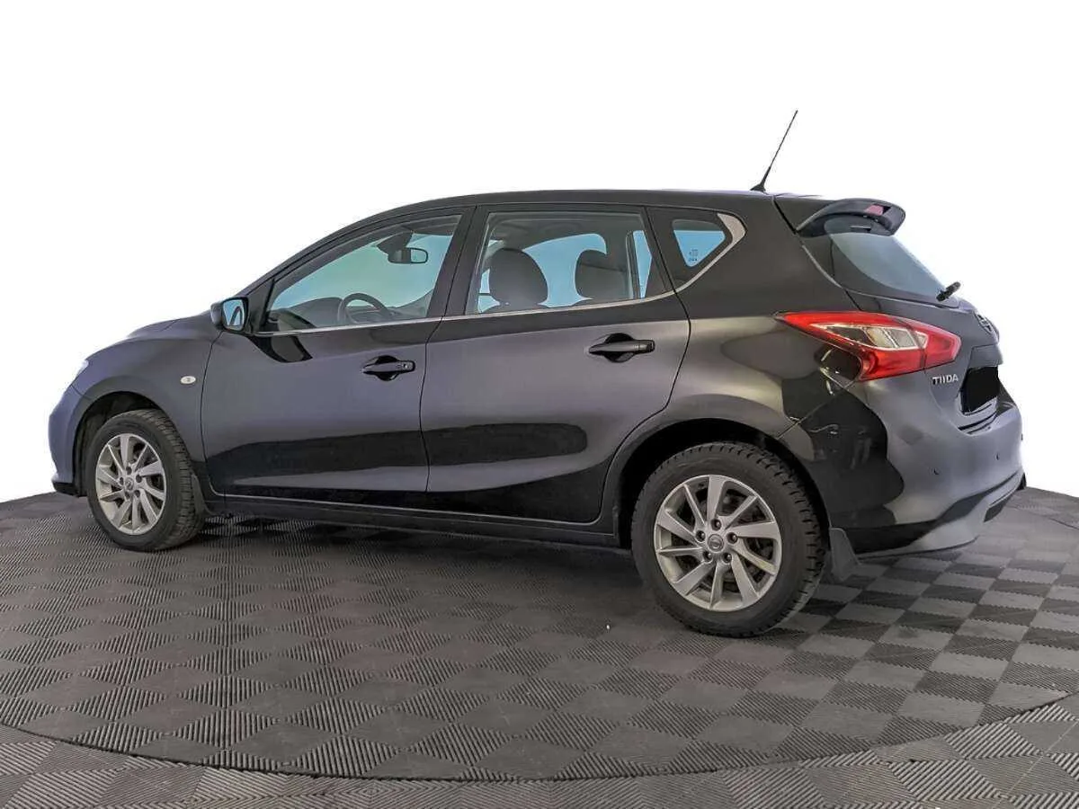 Nissan Tiida