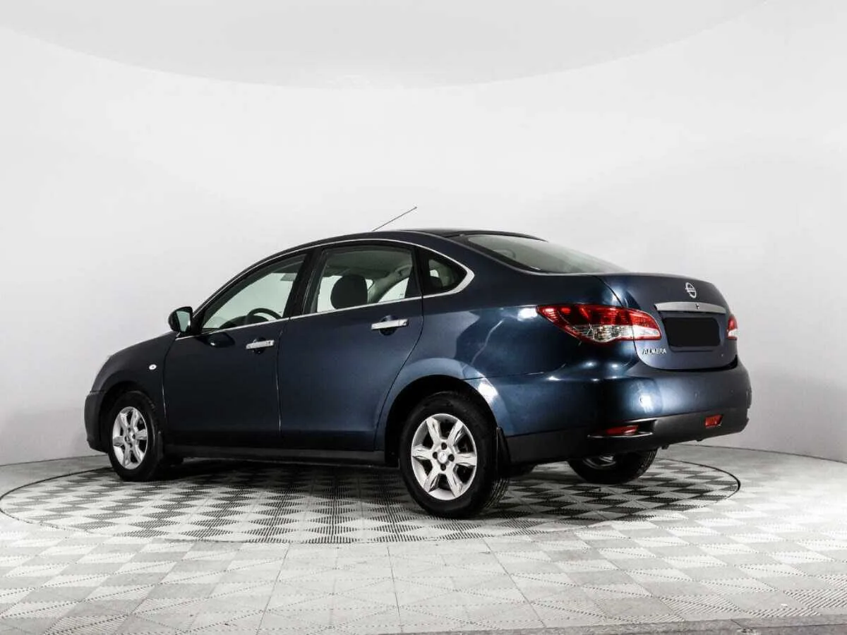 Nissan Almera