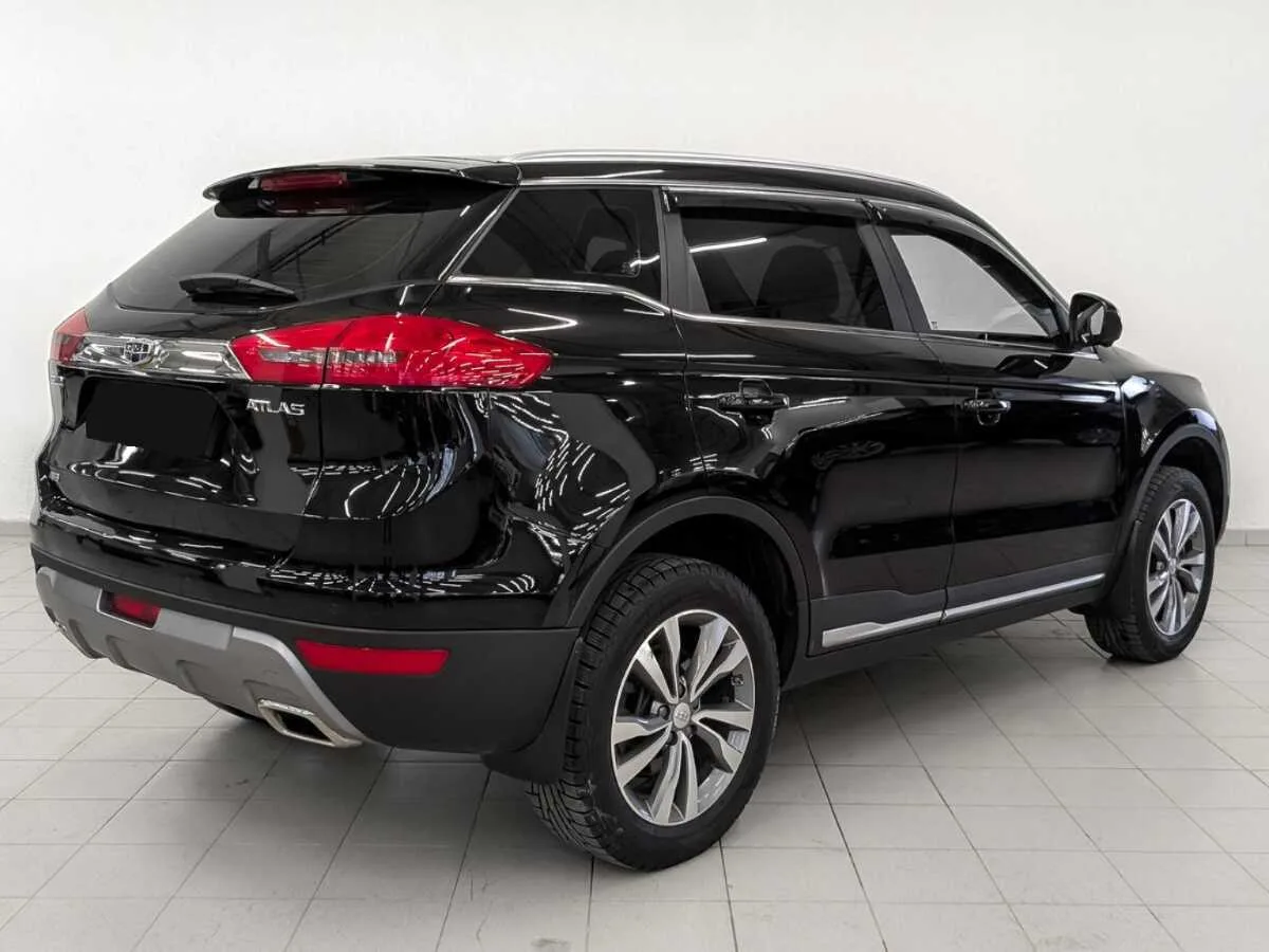 Geely Atlas