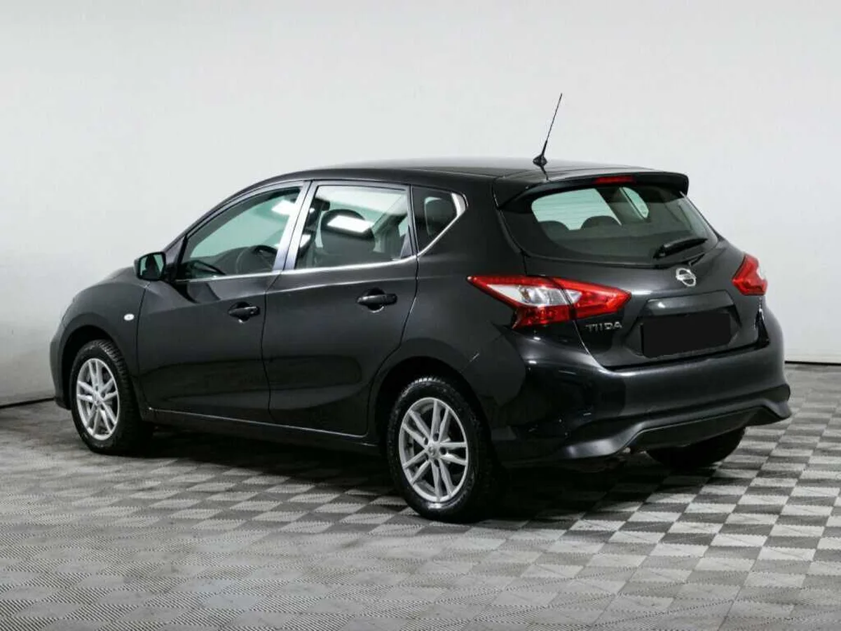 Nissan Tiida