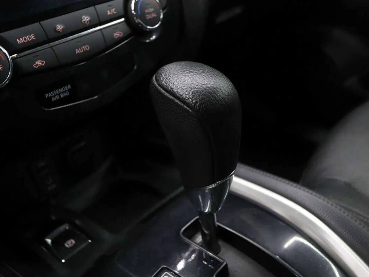 Nissan X Trail