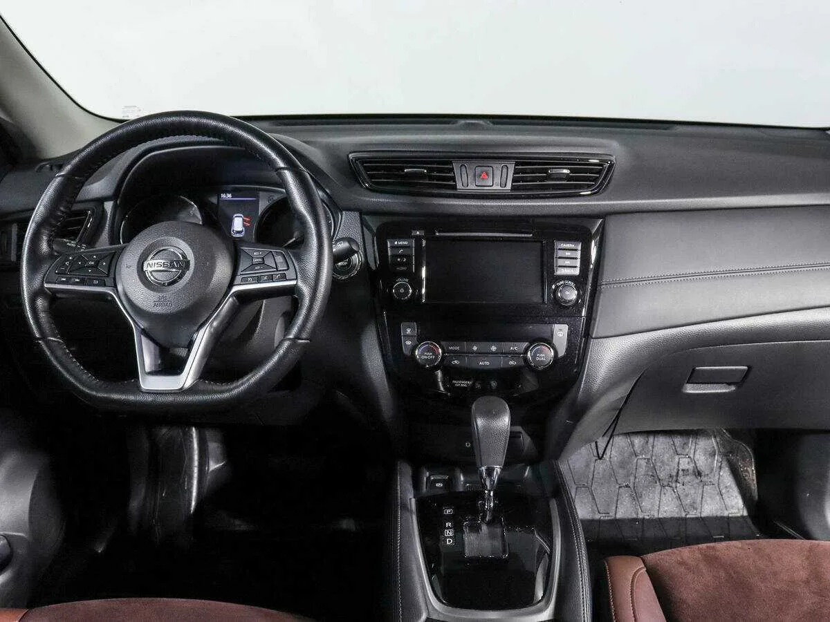 Nissan X Trail