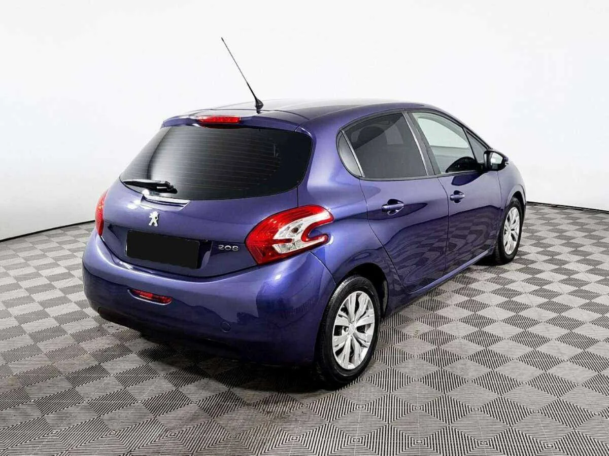 Peugeot 208
