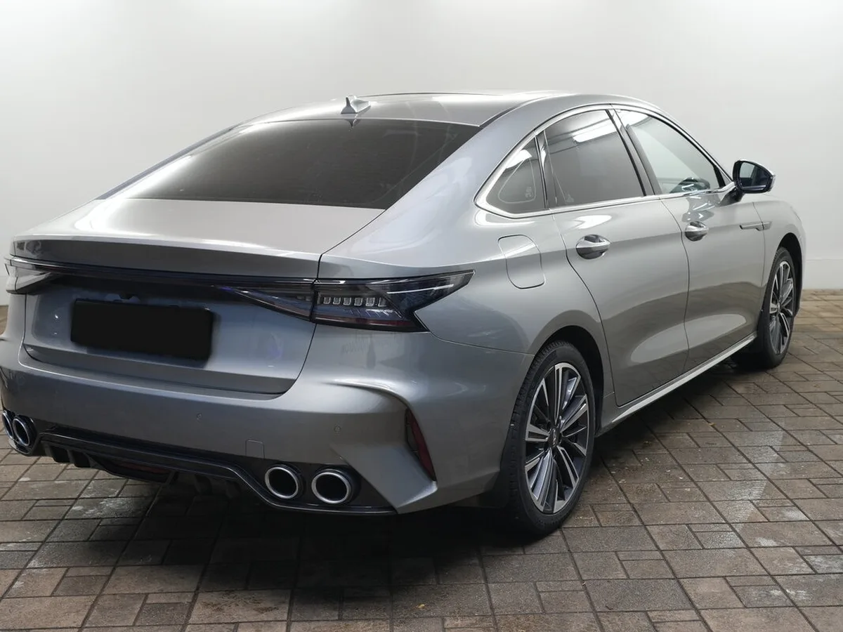Chery Arrizo 8