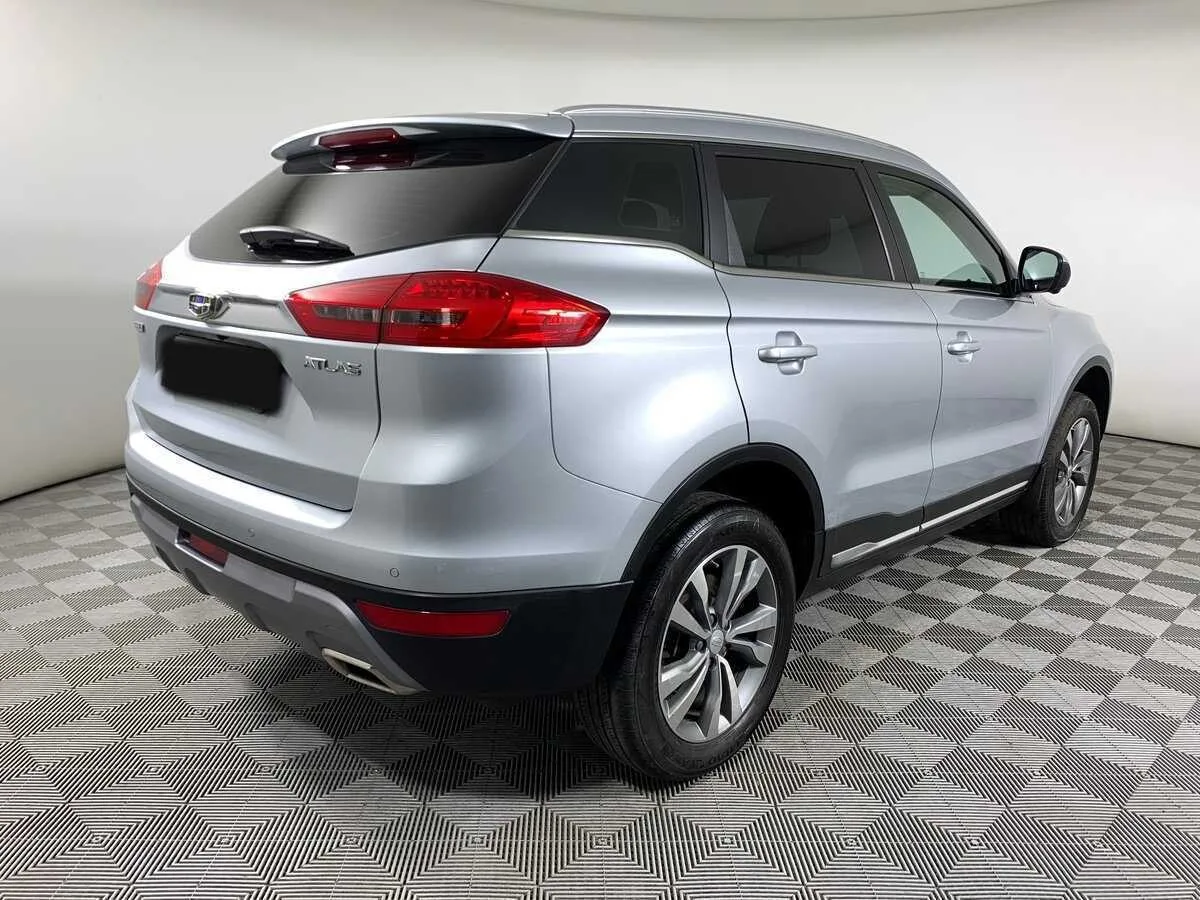 Geely Atlas