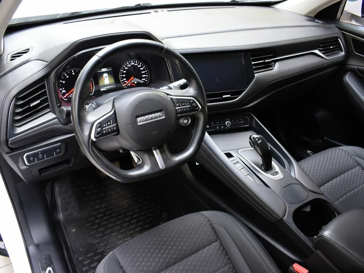 Haval F7