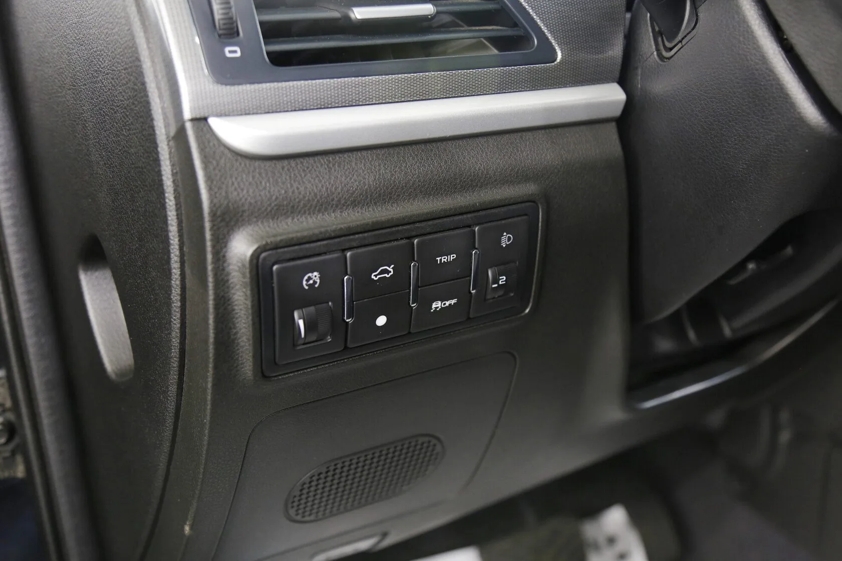 Geely Emgrand 7
