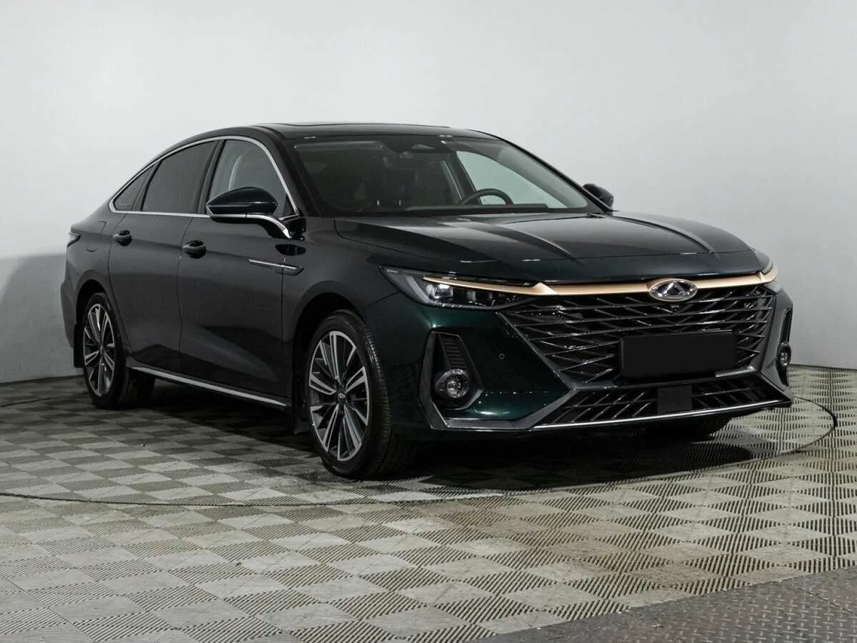 Chery Arrizo 8