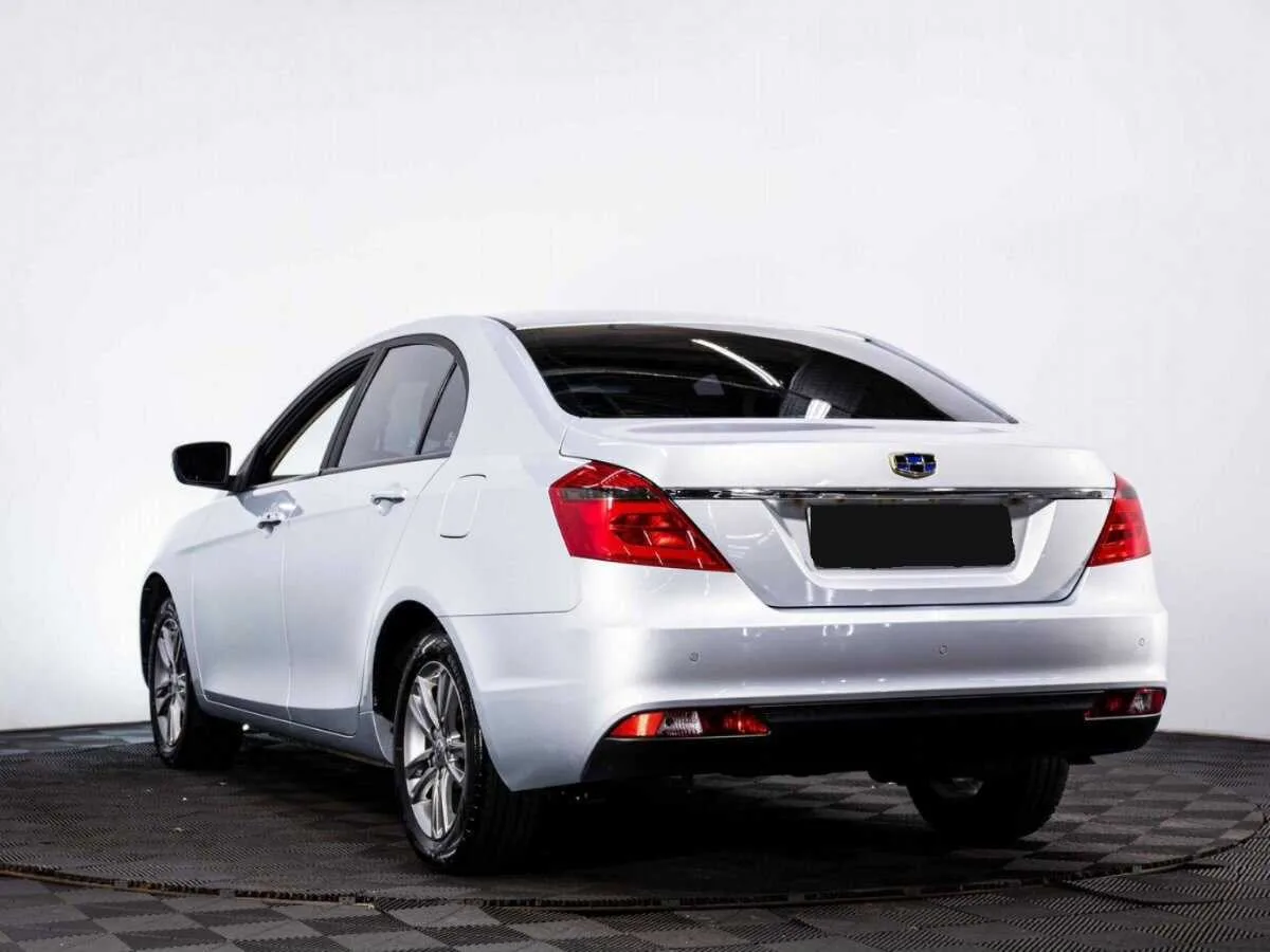 Geely Emgrand 7