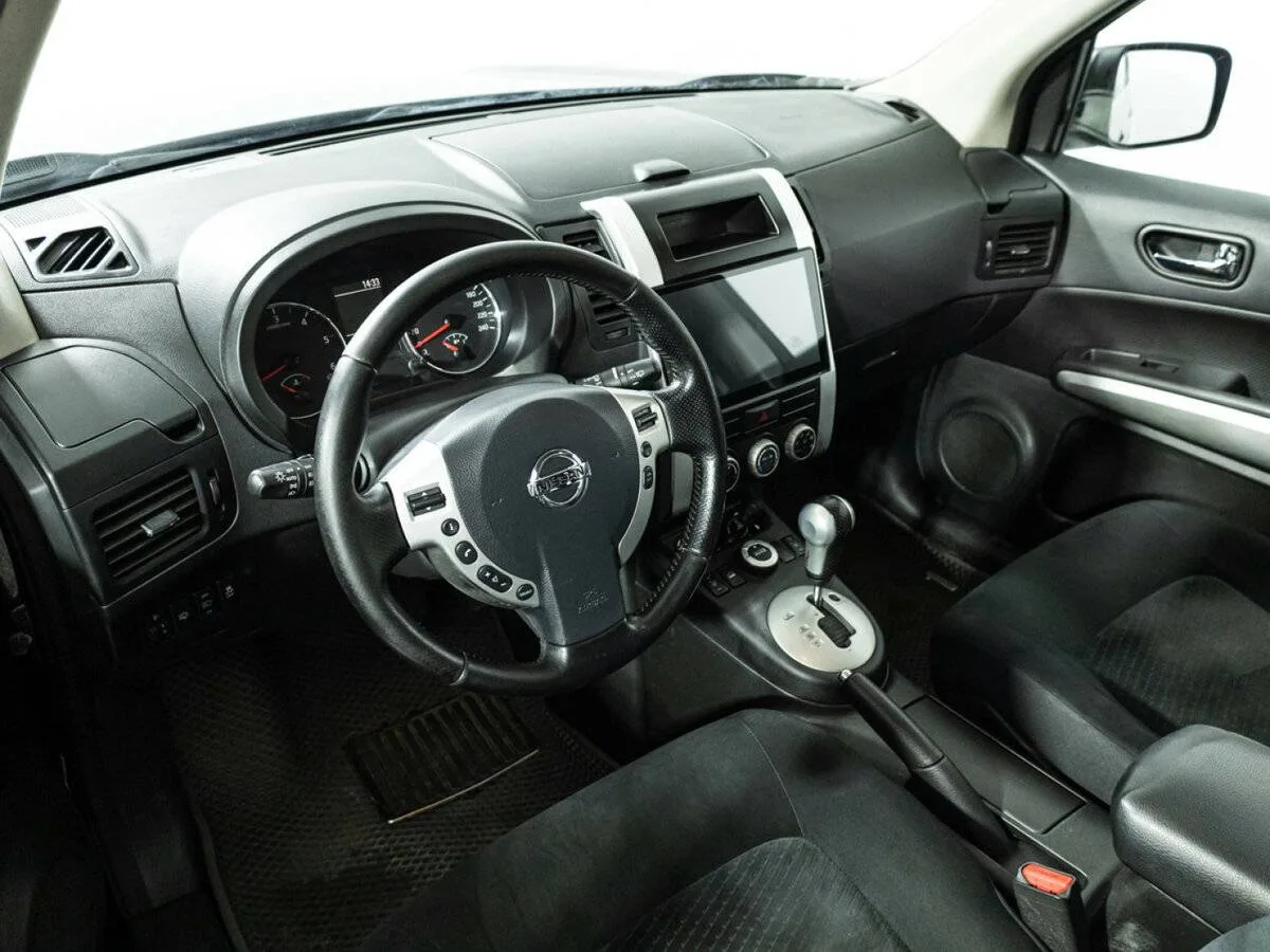 Nissan X Trail