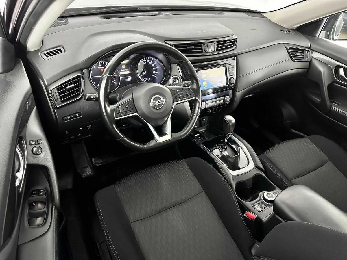 Nissan X Trail