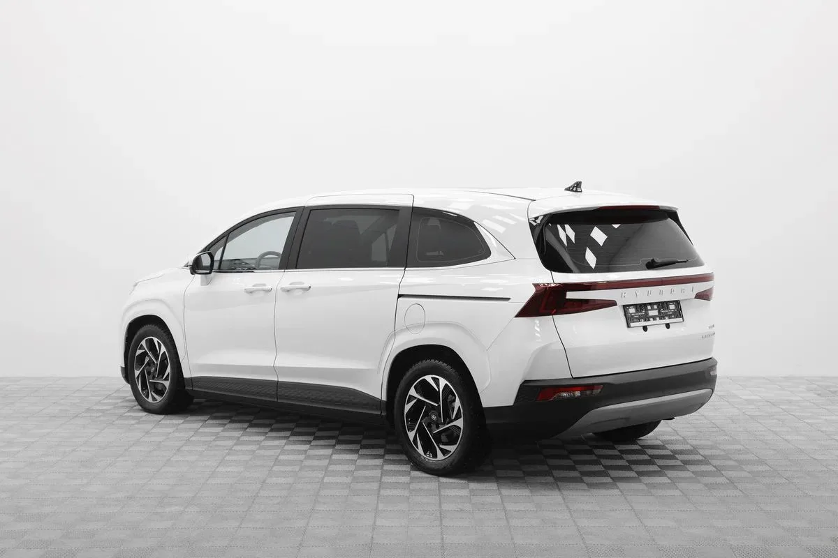 Hyundai Custo