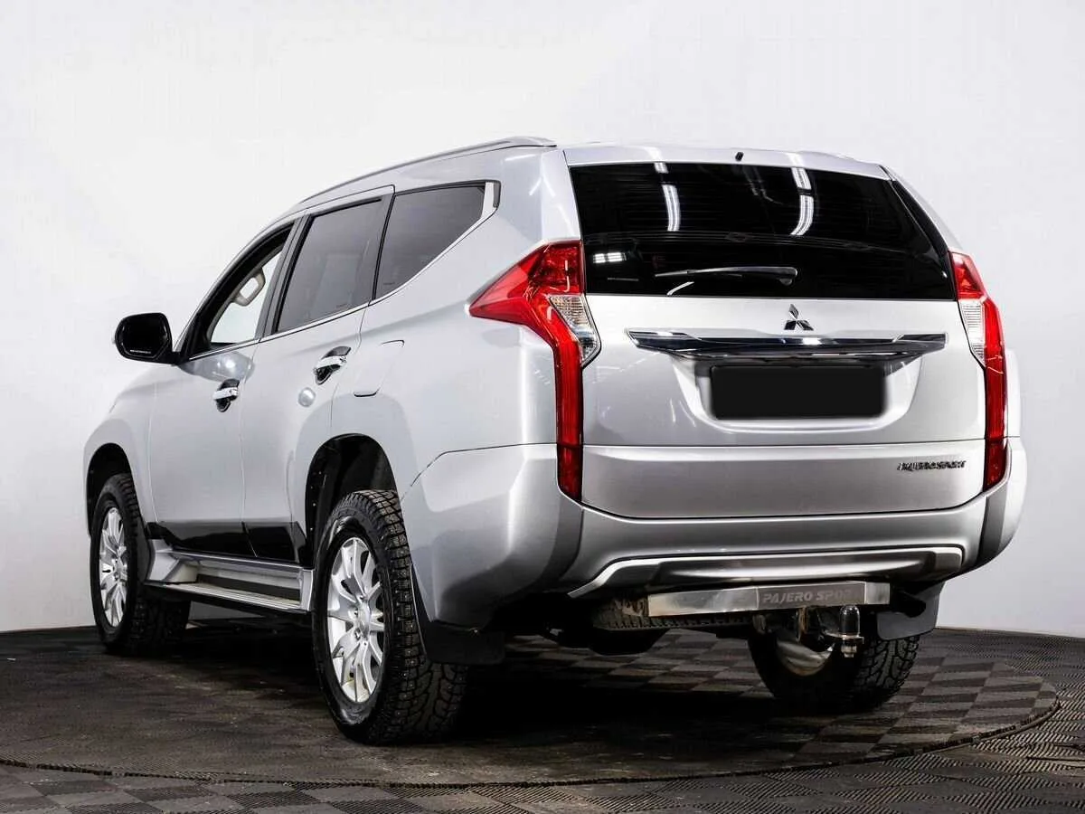 Mitsubishi Pajero Sport