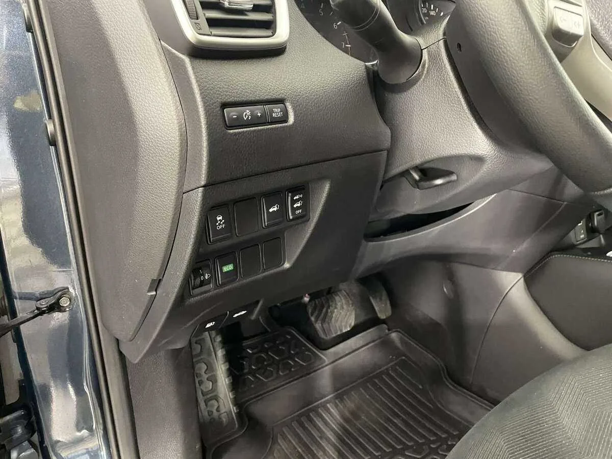 Nissan X Trail
