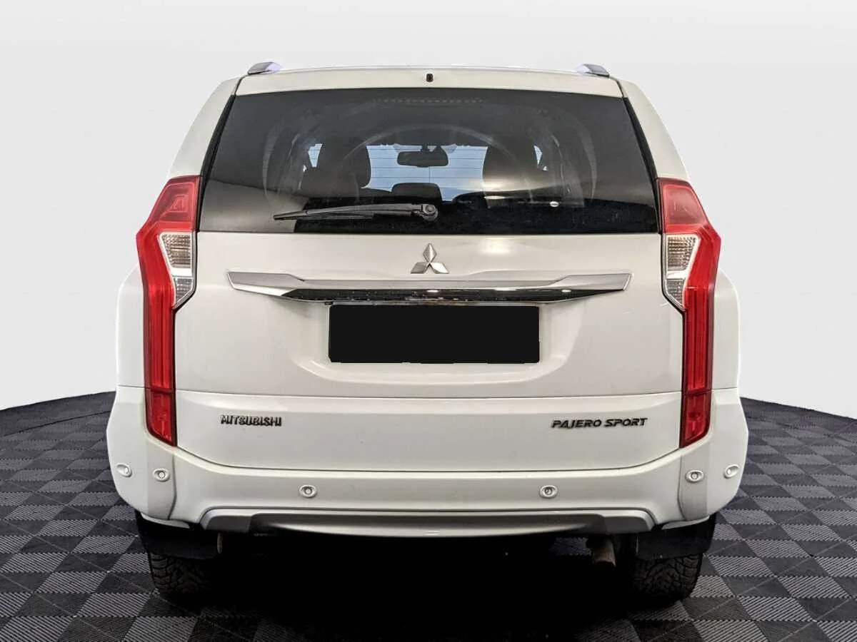 Mitsubishi Pajero Sport