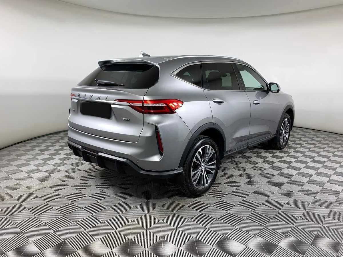 Haval F7