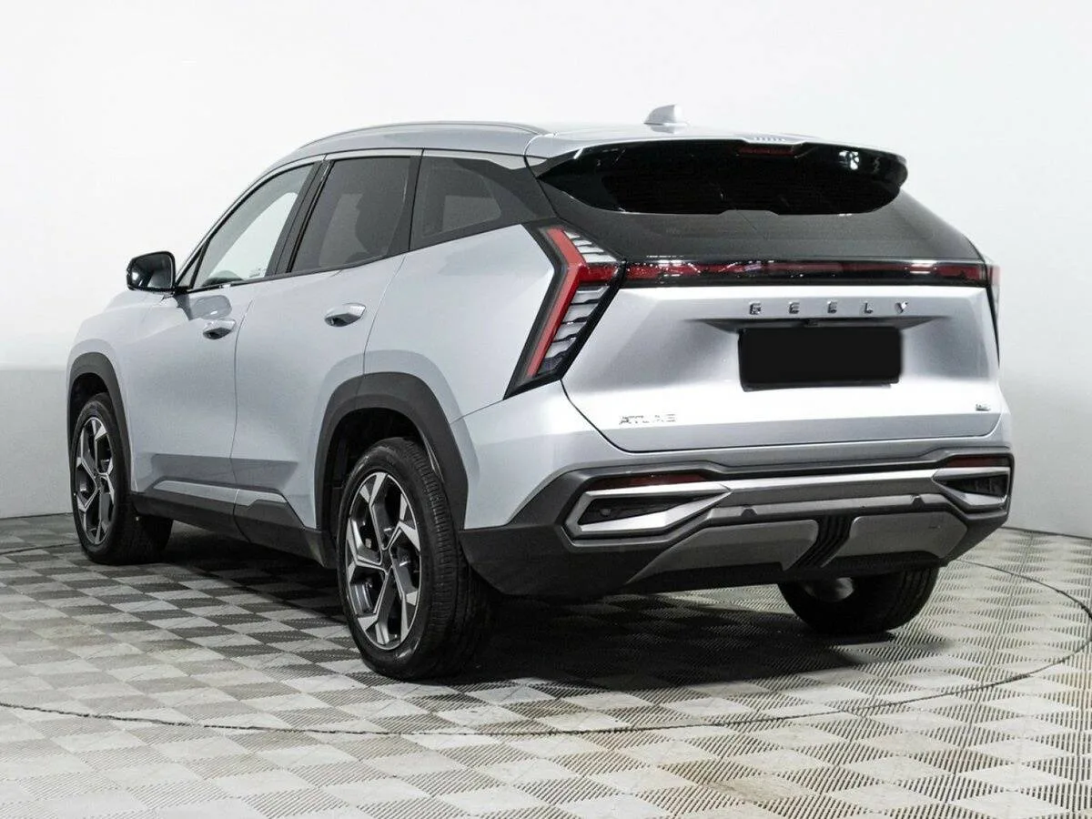 Geely Atlas