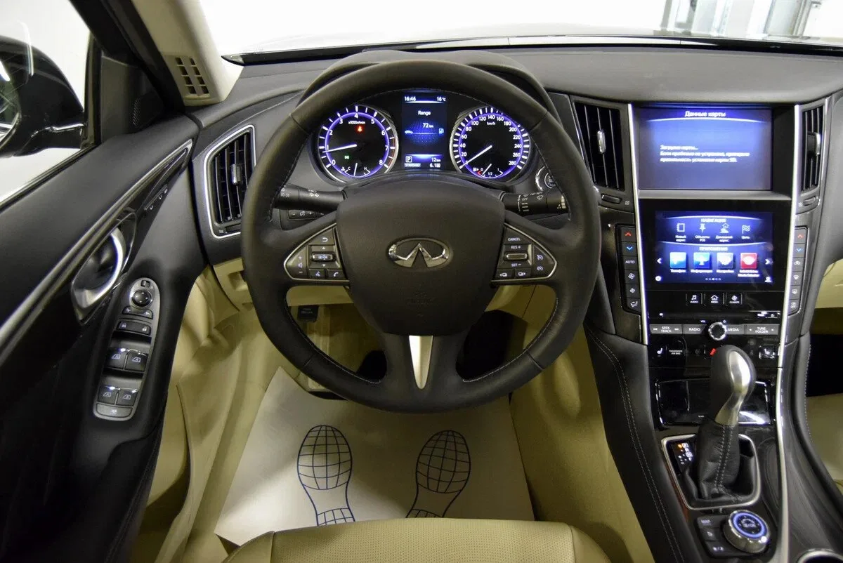 Infiniti Q50